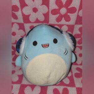 7" Sharon The Shark Squishmallow